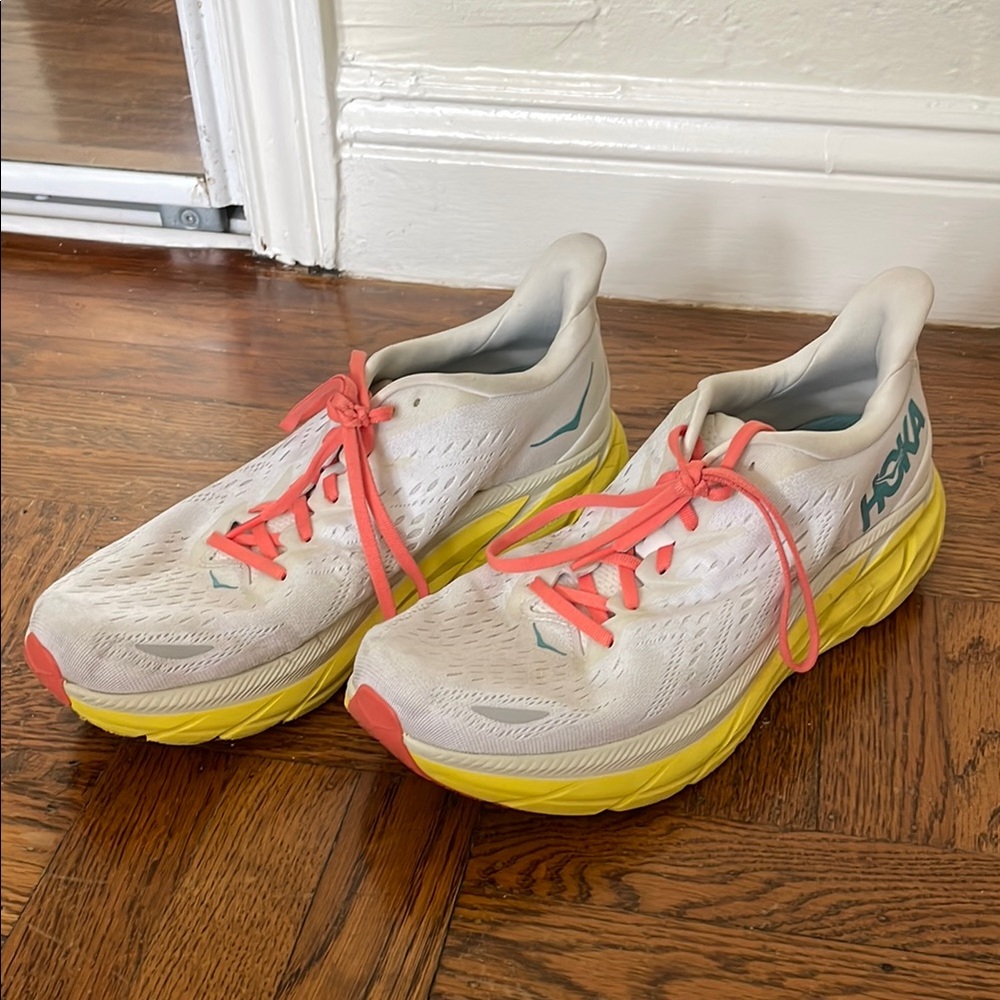 Hoka Clifton Sneakers